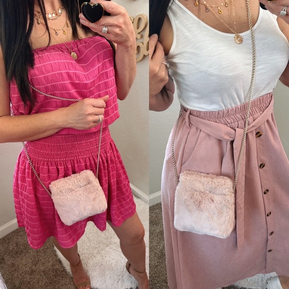 Boutique Barbie inspired Pink and gold fuzzy crossbody bag size mini - Picture 1 of 7